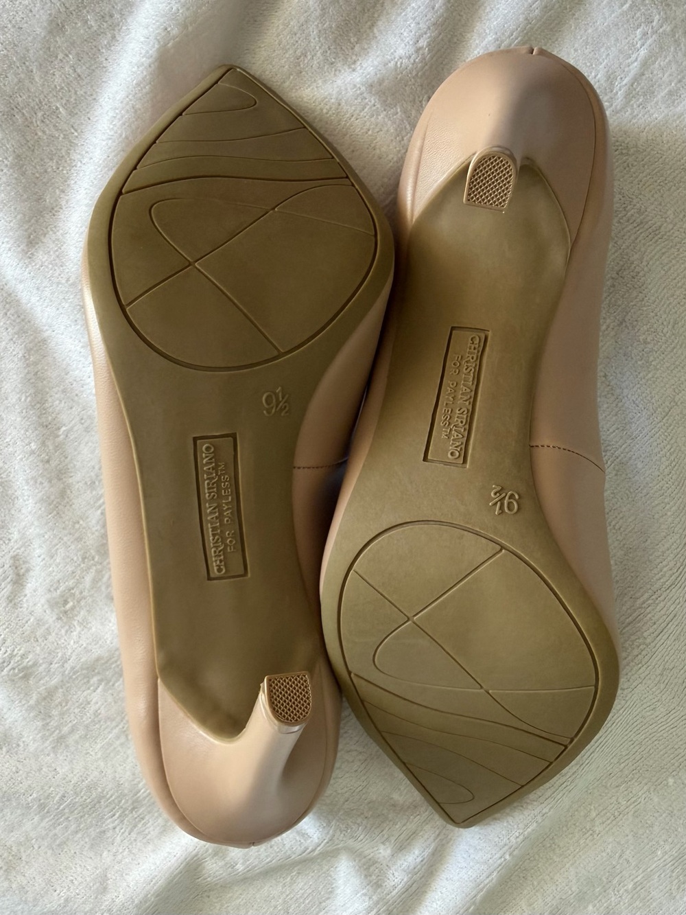 Christian Siriano Nude Pointed-Toe Pumps for Women 9 1/2 RUNS SMALL FITS 9 - Picture 4 of 5